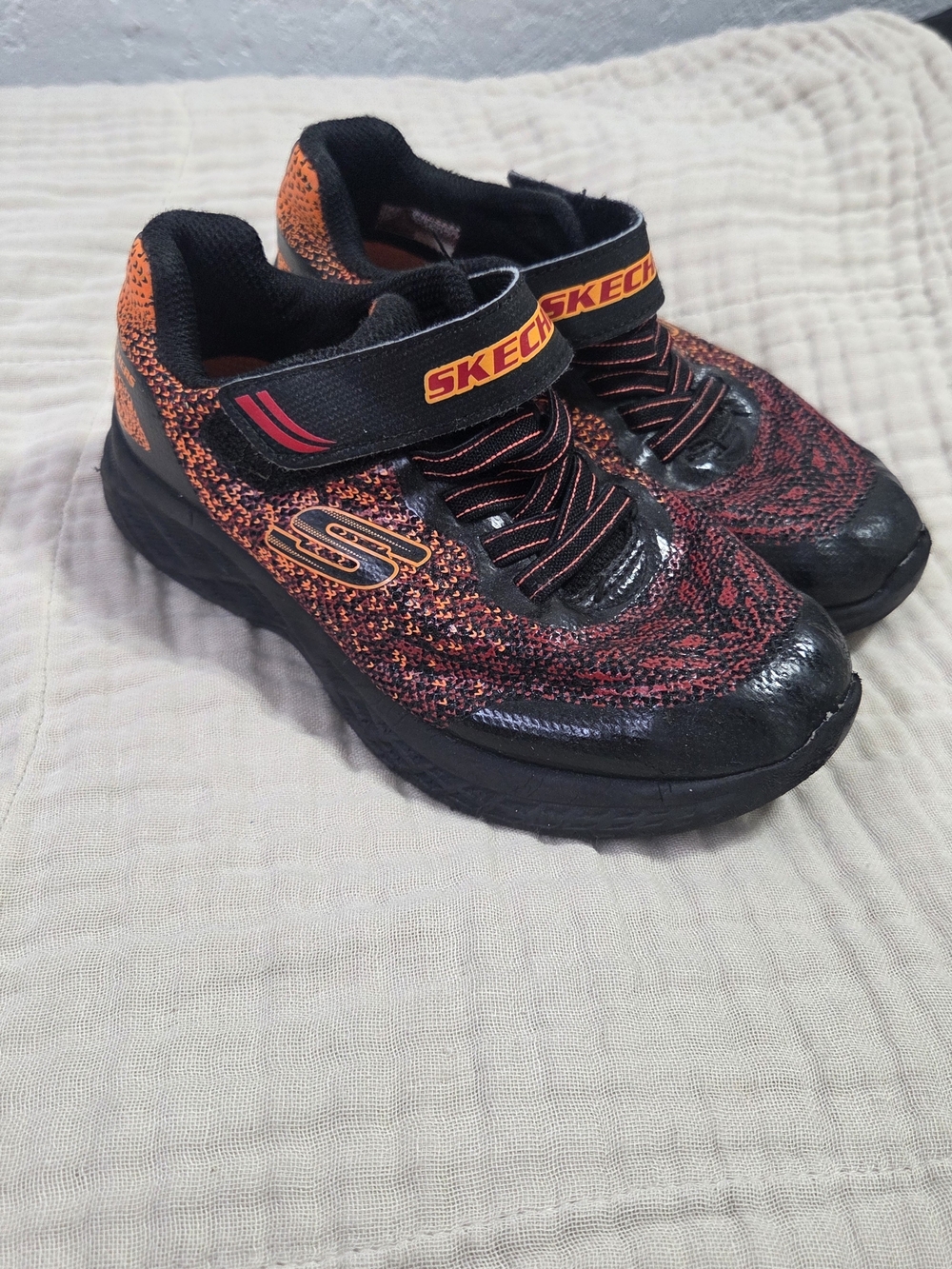 Skechers Microspec II Kids Black Orange Fire Running Shoes Size US 12.5 Little K